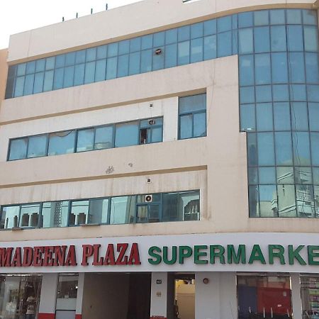 Brand New Boys Hostel 5 Min Walk From Burjuman Metro Station Exit-4 With All Brand New Furnishings & Free Facilities دبي المظهر الخارجي الصورة
